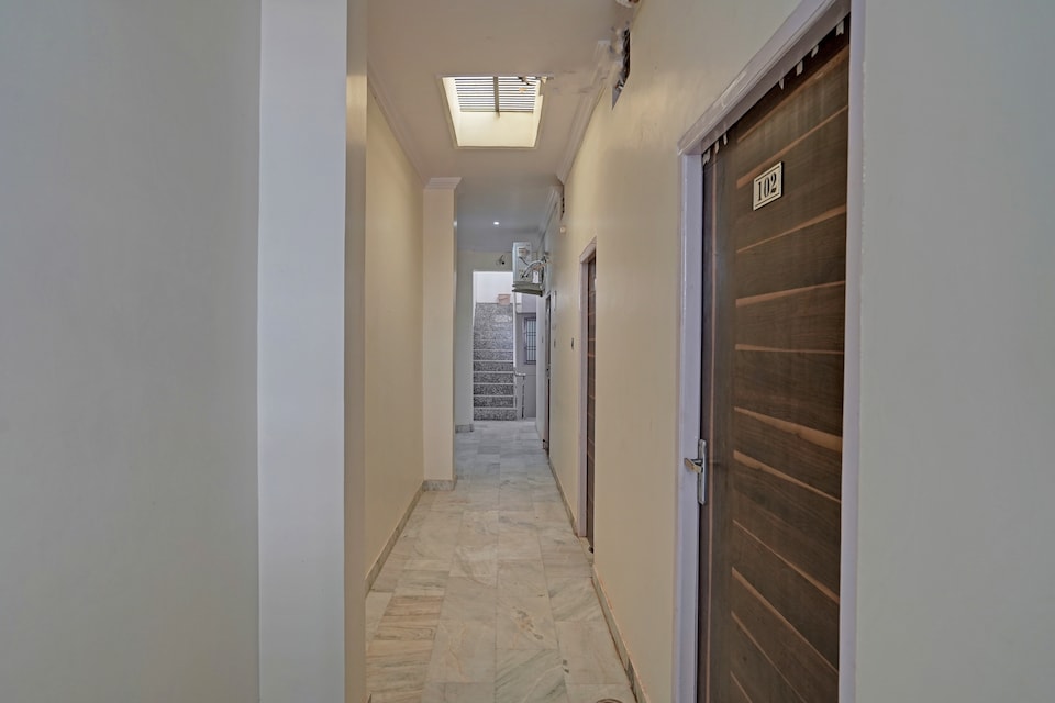 Hotel O Aditya Galaxy Inn, Govind Nagar Kanpur, Kanpur