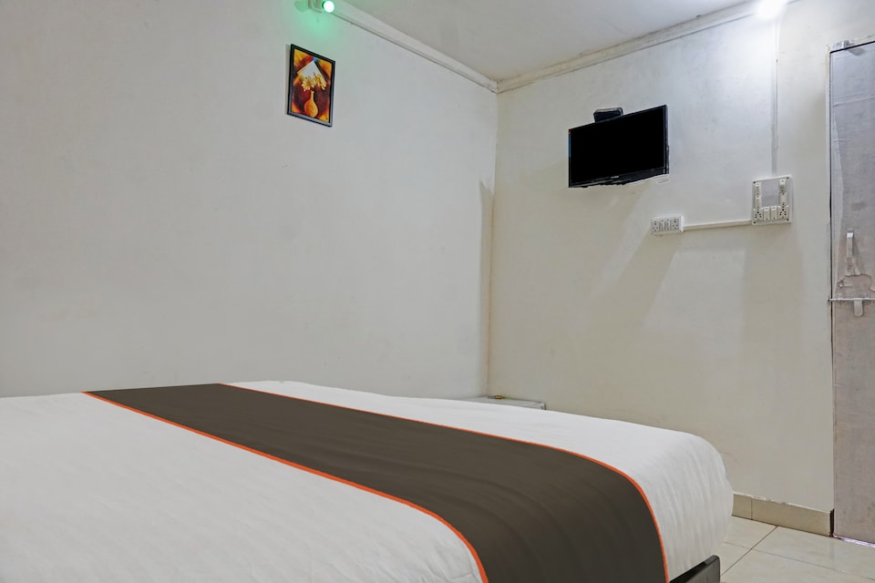 Hotel O sairaj Lodge, Hinjewadi Pune, Pune