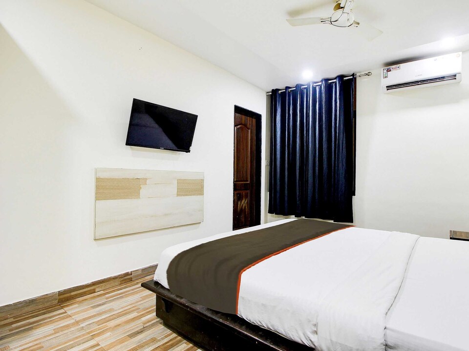 Live 3806, Calangute Goa, Goa