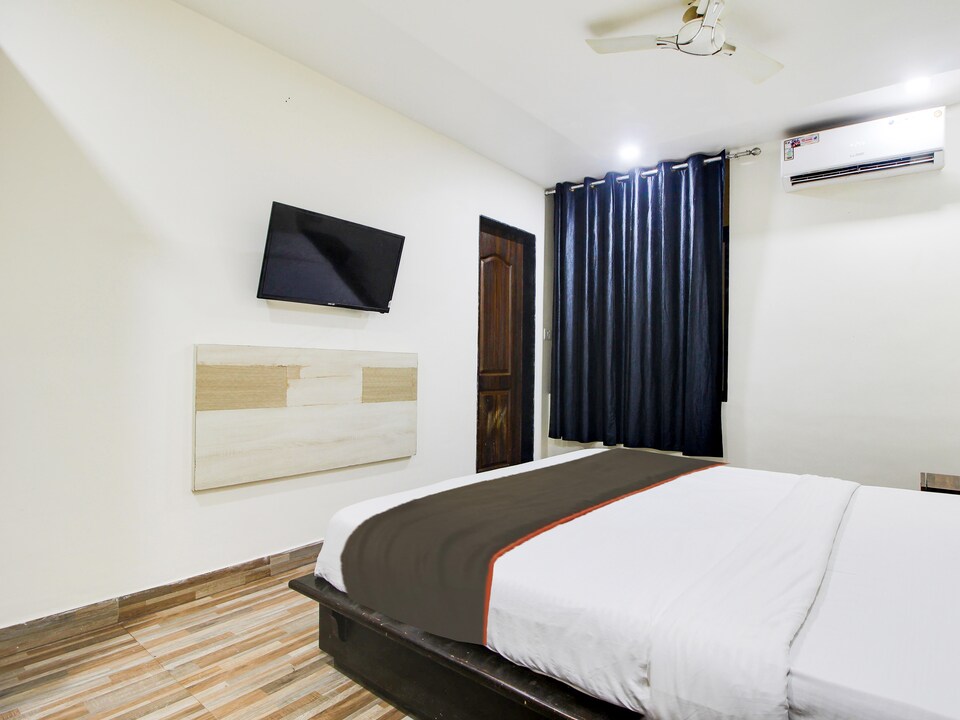 Live 3806, Calangute Goa, Goa