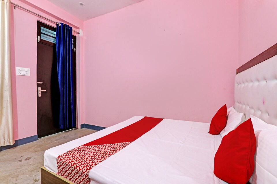 OYO Flagship Hotel AS Grand, Vikas Nagar Lucknow, Lucknow