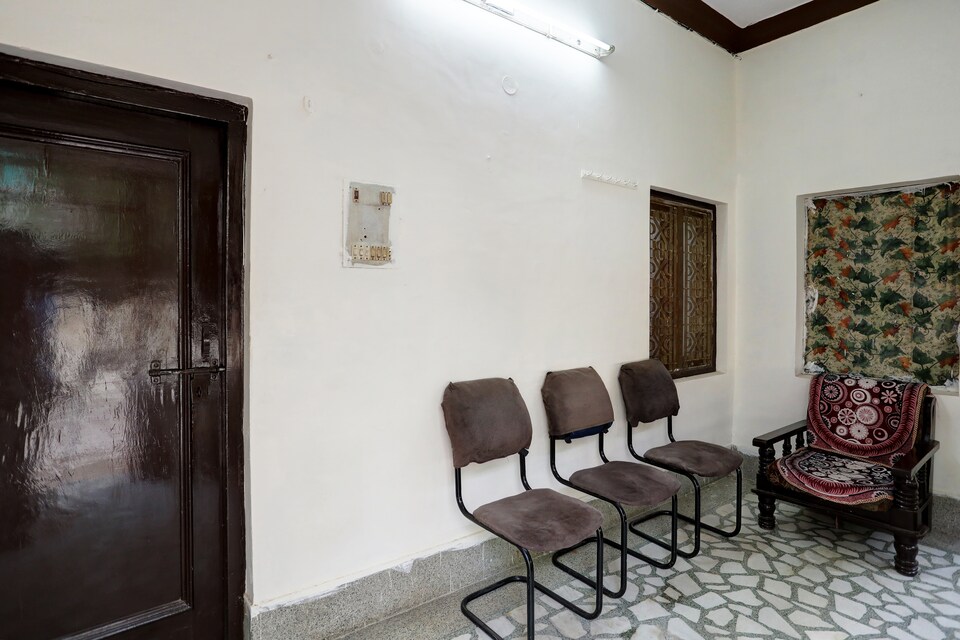 OYO 817731 Bluebird Inn Hotel And Guest House, Gwalior, Gwalior