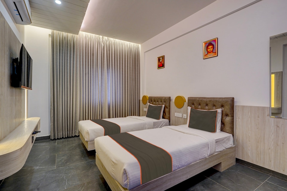Collection O Silver Key Hotel, Electronic City Phase 1 Bangalore, Bangalore