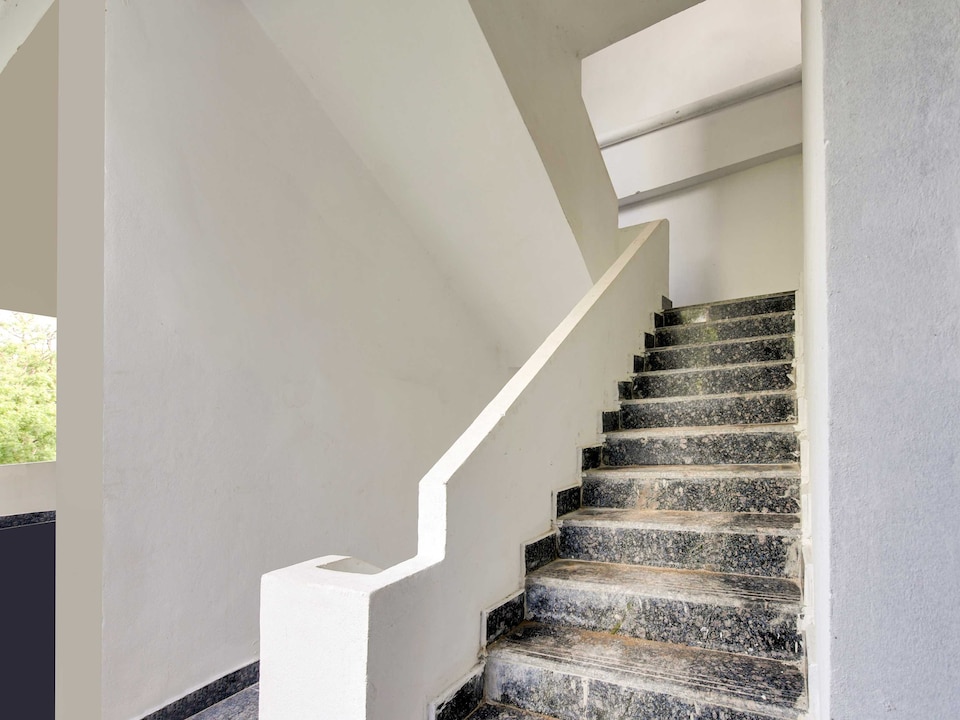 Hotel O HILLS LAND, Nakkalagutta Hanamkonda Warangal, Warangal