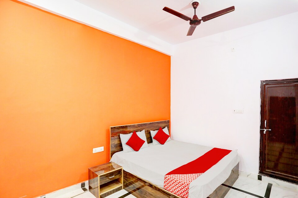 OYO Flagship Hotel Bhagirathi, Rambagh Allahabad, Prayagraj