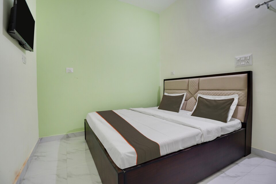 Collection O Aatithya Inn, Lashkar, Gwalior