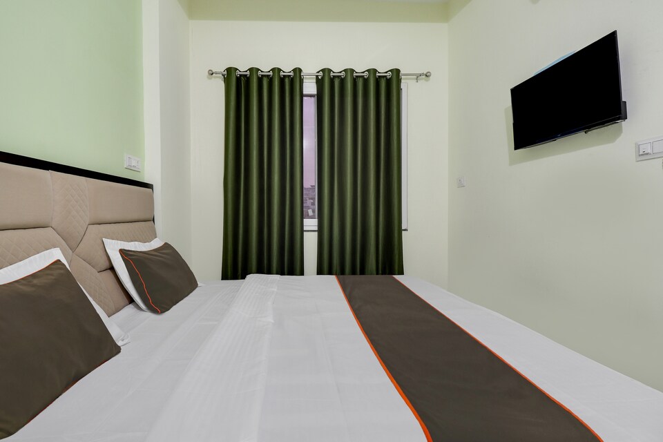 Collection O Aatithya Inn, Lashkar, Gwalior