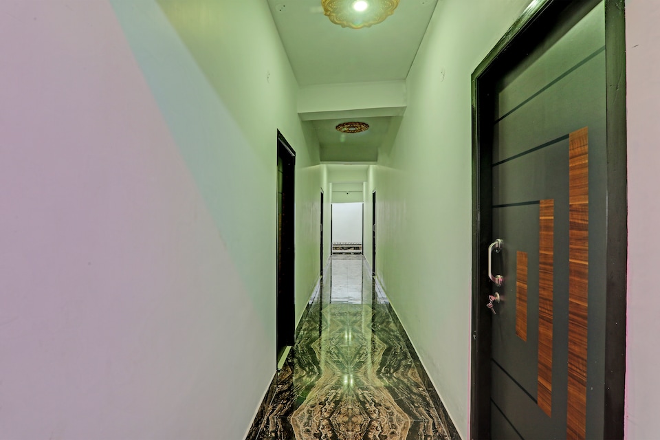 Hotel O R Glory, Danapur, Patna