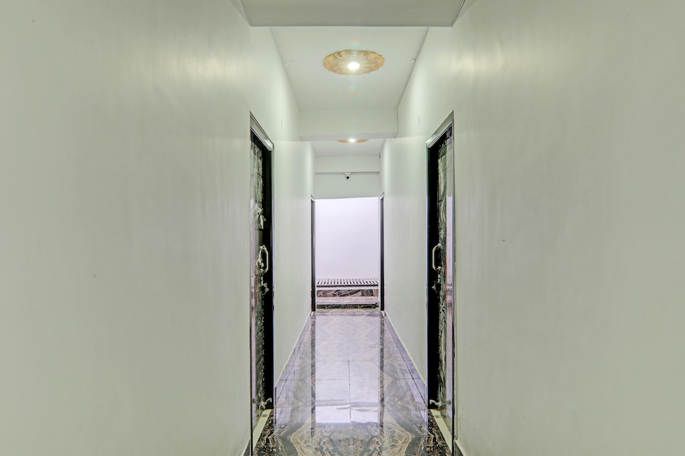 Hotel O R Glory, Danapur, Patna