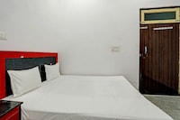 OYO 818006 THE KING HEAVEN