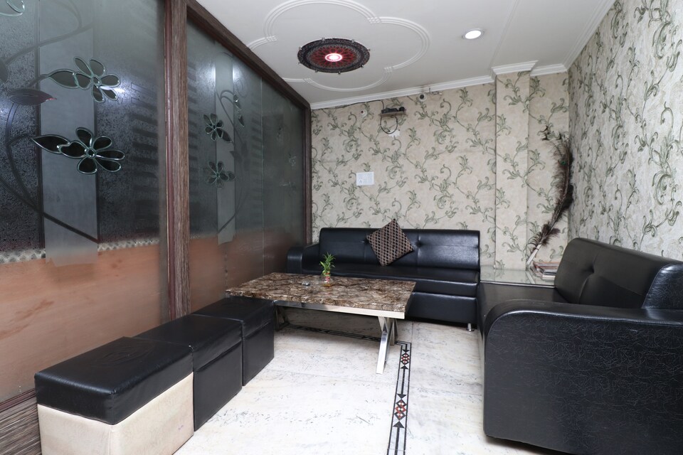 OYO Flagship Hotel Yugantar Palace, City Centre, Gwalior