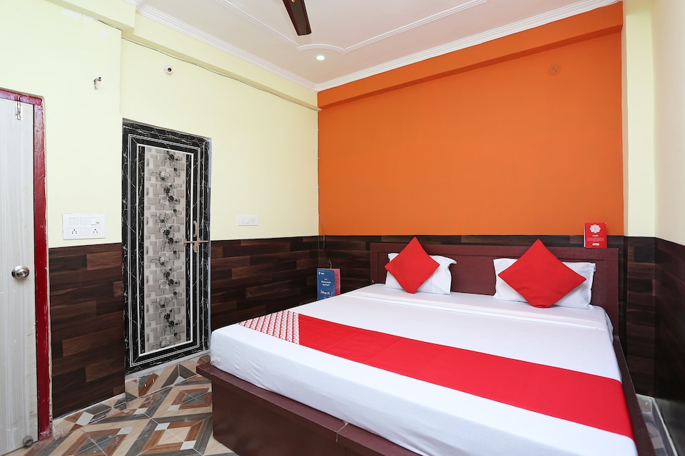 OYO Flagship Radhika Guest House, Gwalior, Gwalior
