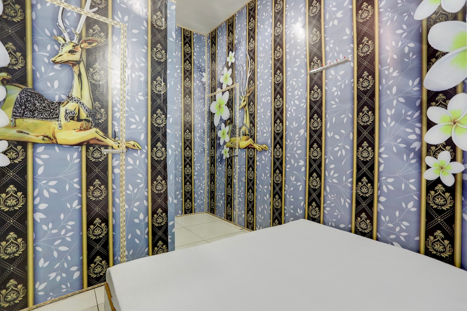 OYO Blue Star Hotel  , GT Road Panipat, Panipat