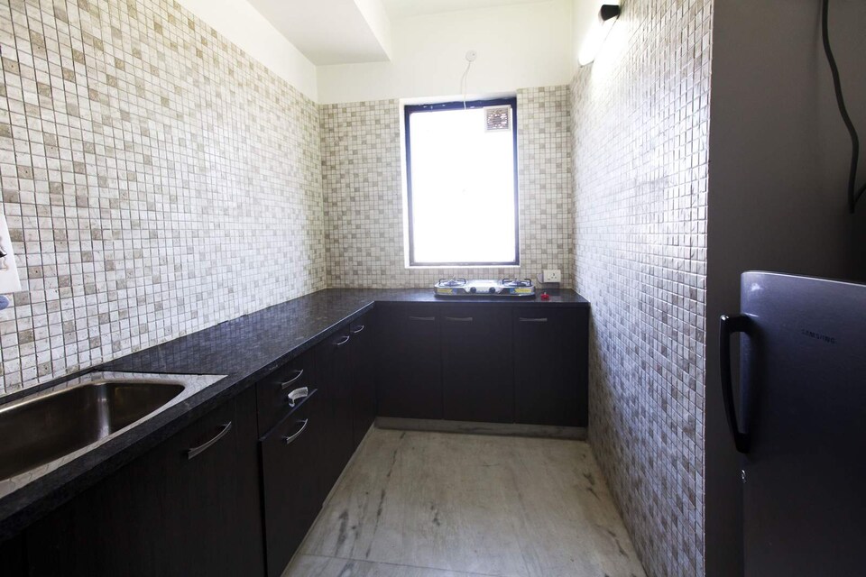 OYO Apartments 050 Cyber Park, Medanta, Gurgaon