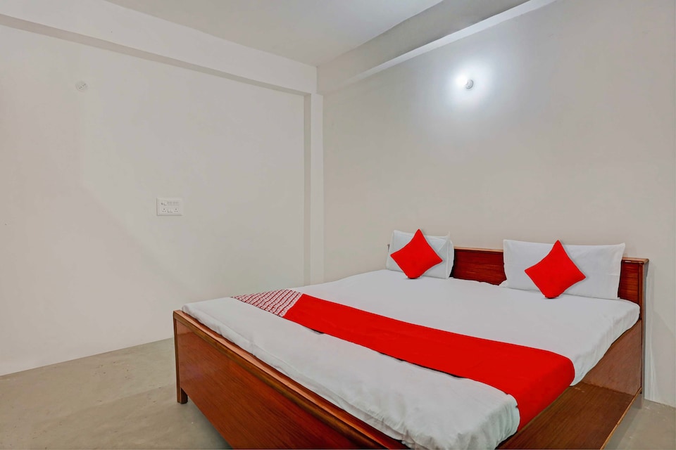 Hotel O City Light  Hotel, IIT Kanpur, Kanpur