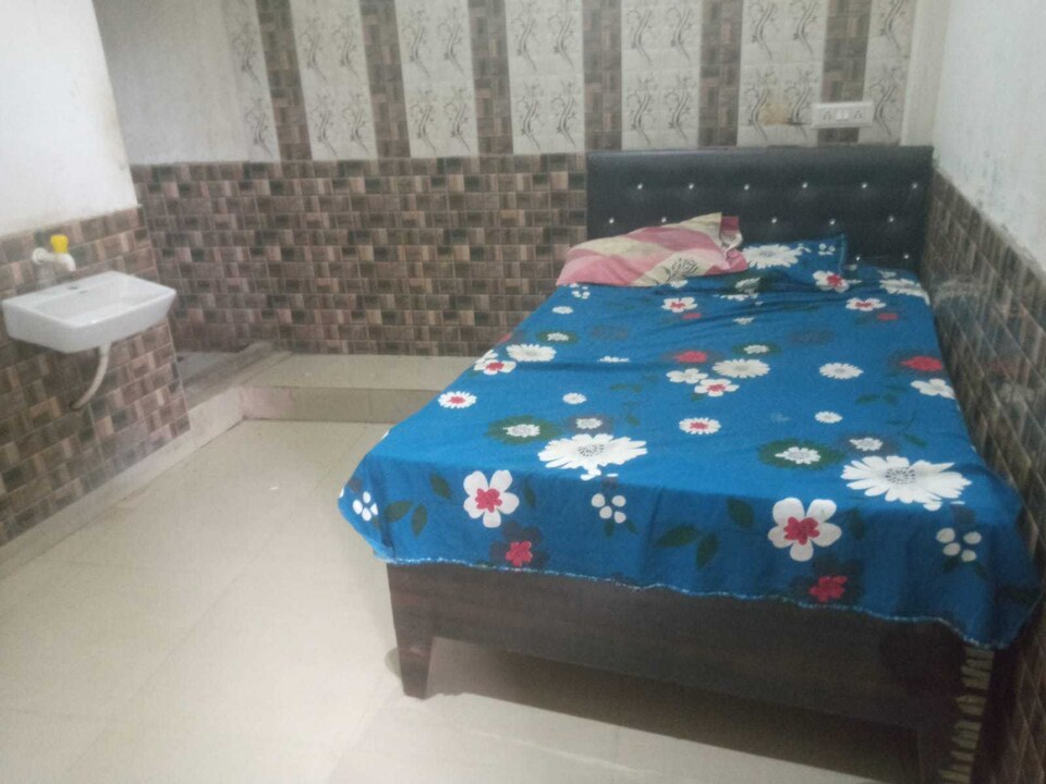 POP 81818J Ajay Yadav, Golghar, Gorakhpur