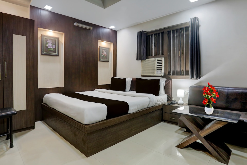 Collection O Bank More Dhanbad Formerly Hotel Sri Ganesh Ji, Dhanbad, Dhanbad