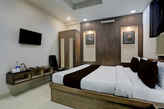 Super Collection O Bank More Dhanbad Formerly Hotel Sri Ganesh Ji