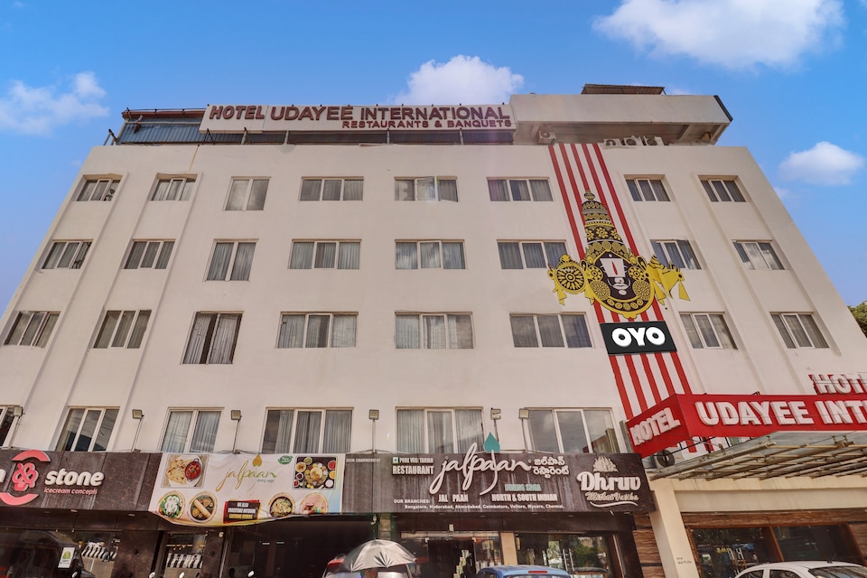 Udayee International Hotel, Transit Tirupati, Tirupati