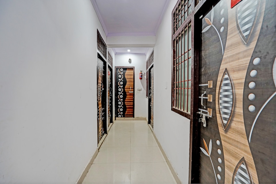 Hotel O Krishna Residency, Noida City, Noida