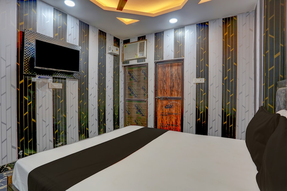 OYO Flagship Shri Govindam palace , Kanpur Railway Station, Kanpur