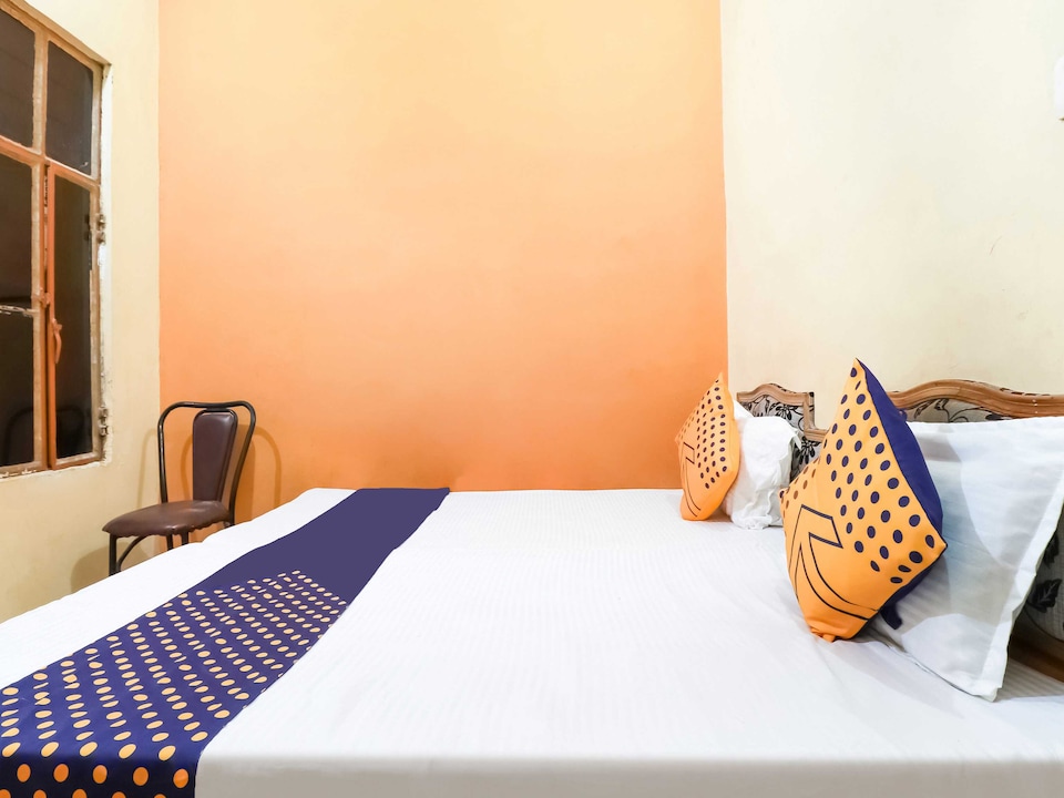 Hotel O Kasturi Sai Darbar, Jhansi, Jhansi