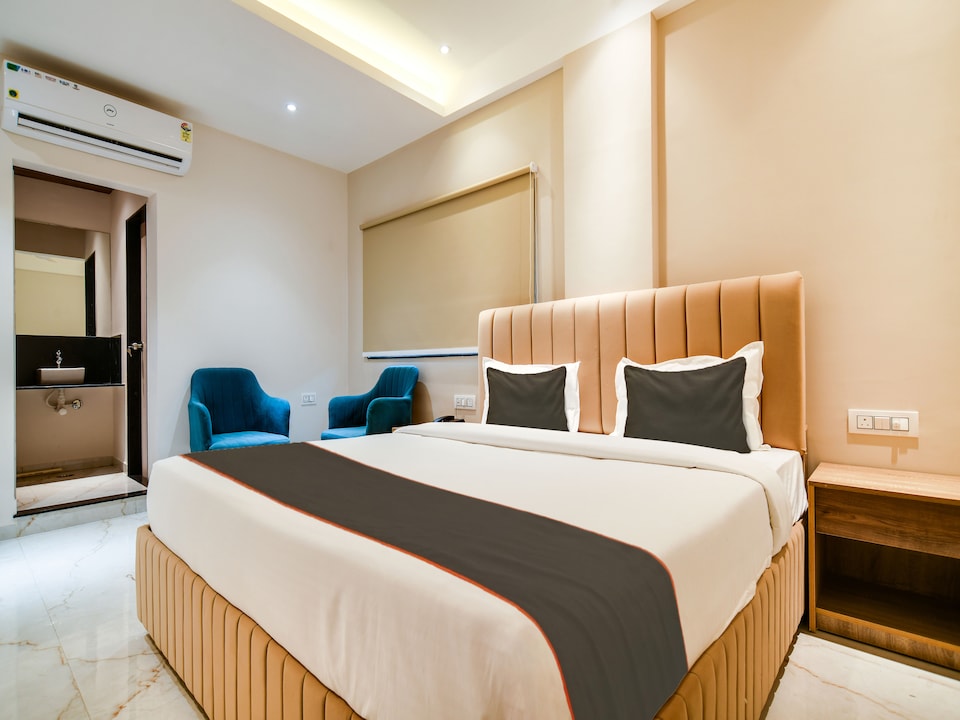 Collection O Hotel Mint, Vijay Nagar Indore, Indore