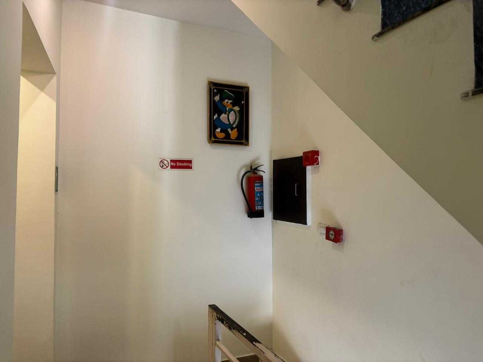  HOTEL O THE RED HUT, Railway Station Chandigarh, Chandigarh