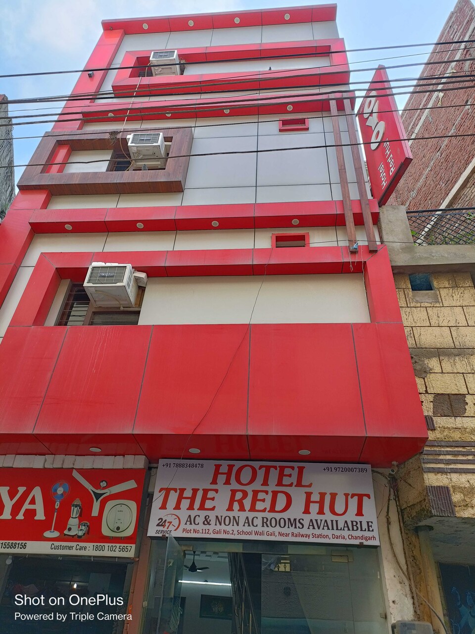 POP 81829A Hotel The Red Hut, Railway Station Chandigarh, Chandigarh