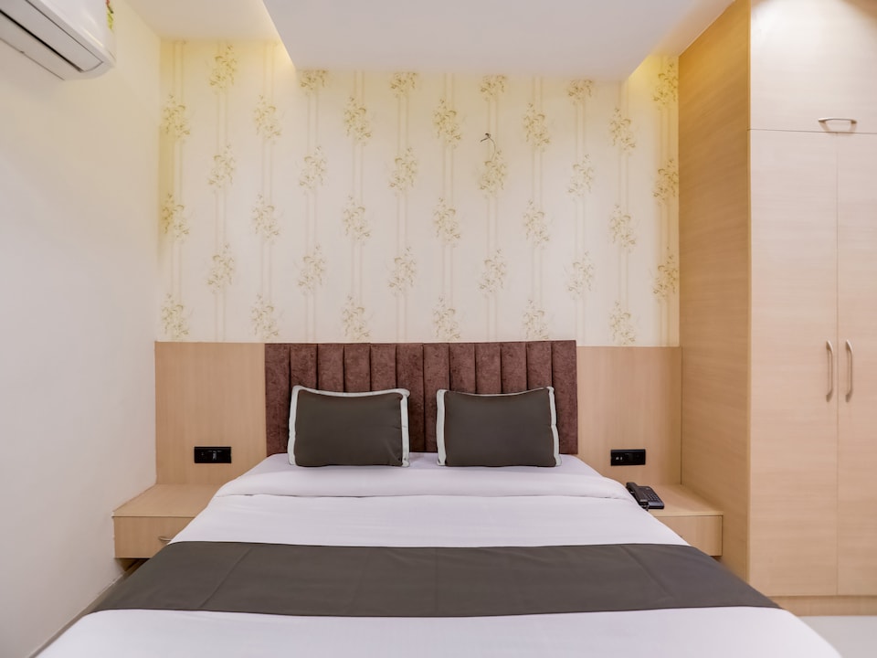 Hotel O  Magnolia Corporate Stays, HUDA CENTRE 1, Gurgaon