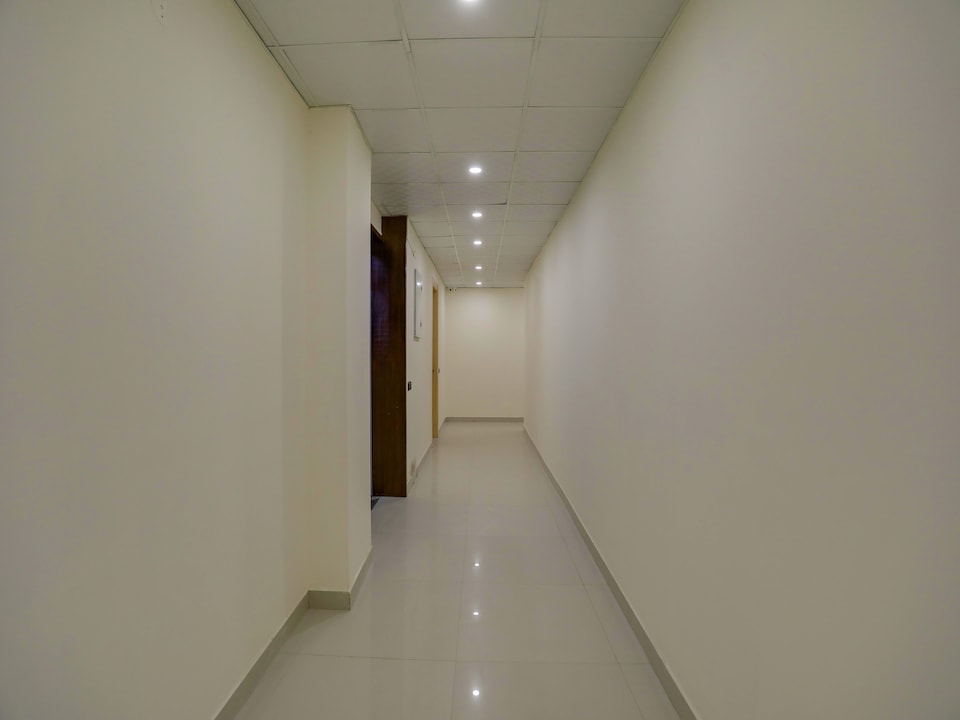 Hotel O  Magnolia Corporate Stays, HUDA CENTRE 1, Gurgaon