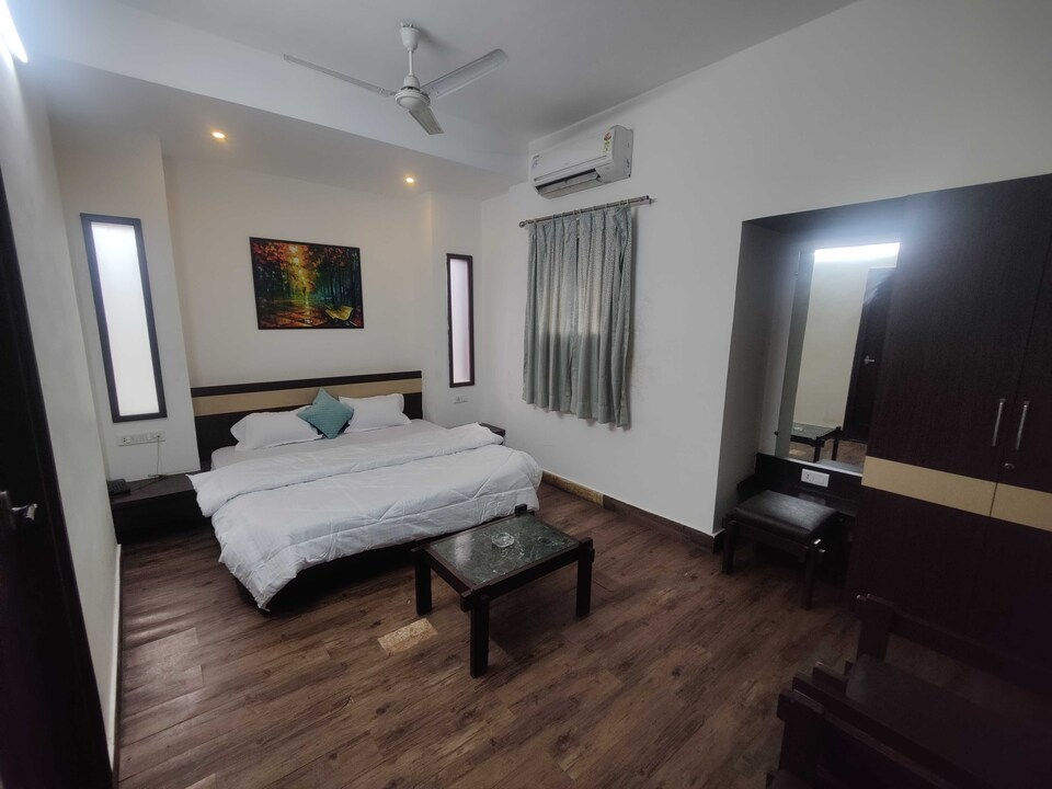 POP 81837D Hotel Sunshine Deluxe, Bus Stand Nagpur, Nagpur