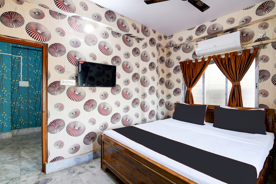 Super Hotel O Joy Maa Tara Hotel & Restaurant, VIP Road Kolkata, Kolkata