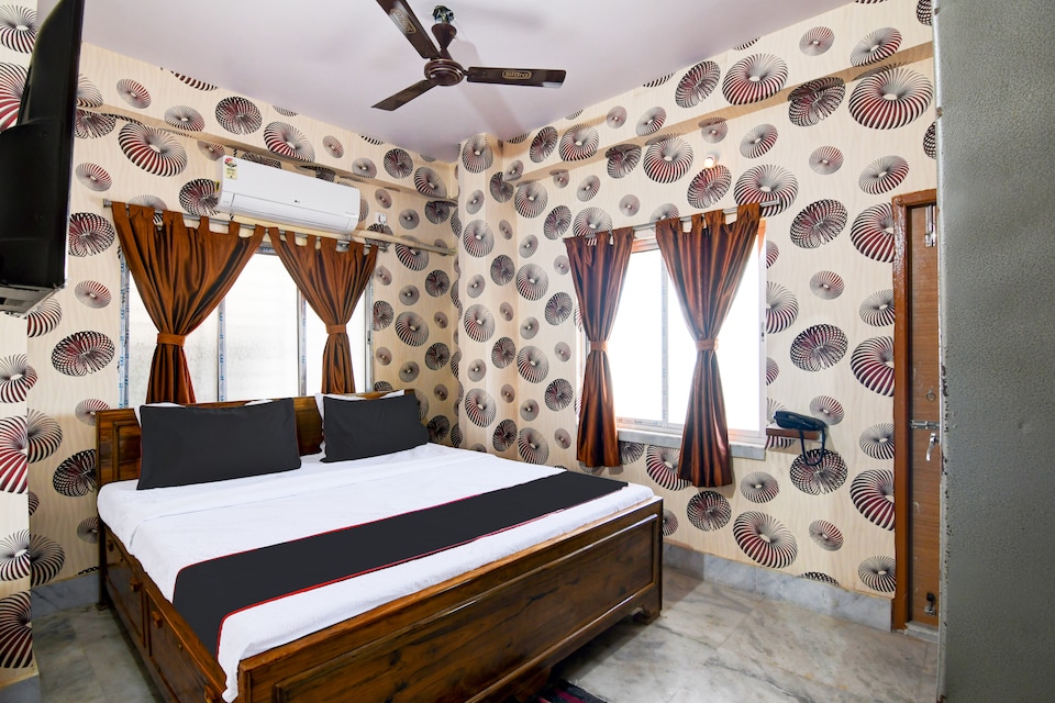 Hotel O Joy Maa Tara Hotel & Restaurant, VIP Road Kolkata, Kolkata