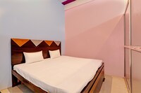 OYO Homes Hotel Red Lion Inn