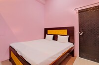 OYO Homes Hotel Red Lion Inn