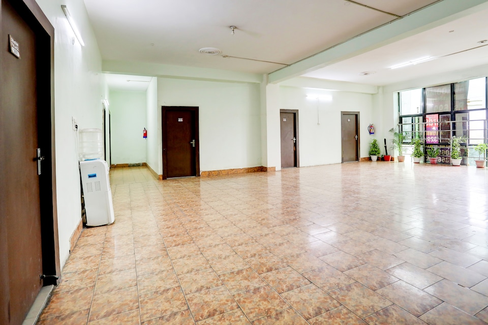 Hotel O Shakun Palace, Indirapuram Ghaziabad, Ghaziabad