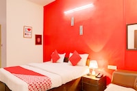 OYO 818452 Vasundhara Inn