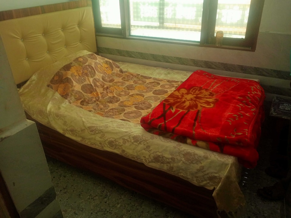 Spot On Raghav Misthaan Bhandaar, Hardoi, Hardoi