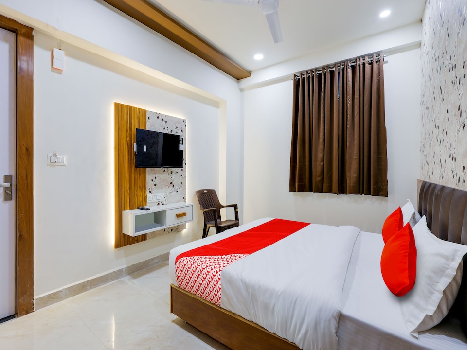 OYO Flagship hotel vasundhara , Mehsana, Mehsana