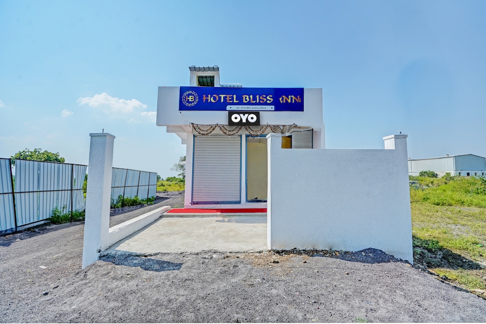 Hotel O Bliss Inn, Hingna Road Nagpur, Nagpur