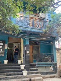 OYO Flagship Hotel Chhattarpur Inn