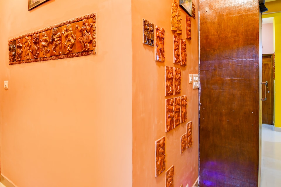 Hotel O Metrortel Guest House, Ruby Hospital Kolkata, Kolkata