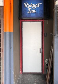 OYO 90866 Rakyat Inn 