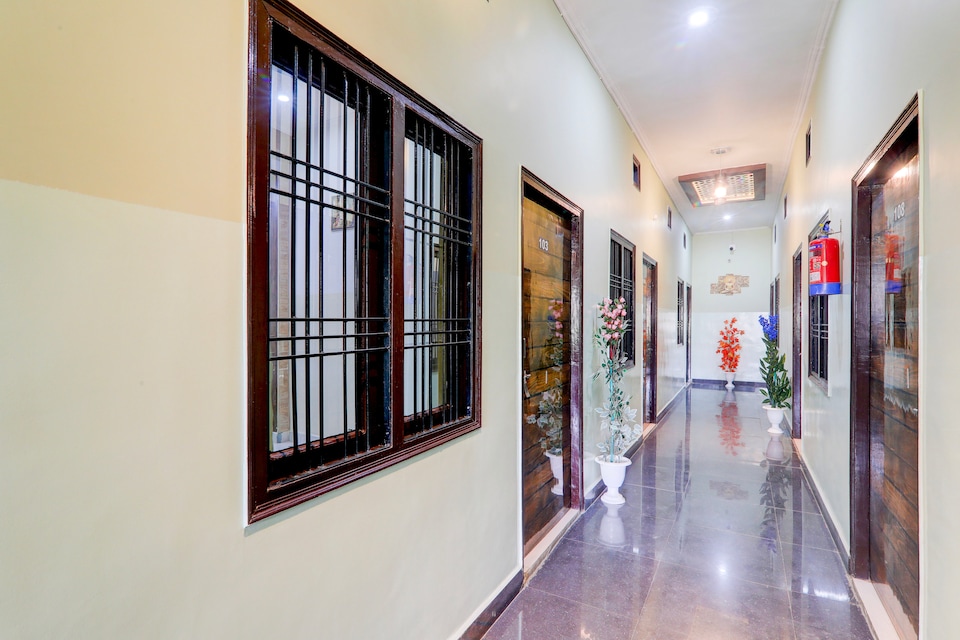 Hotel O SSK Hotel, Vikas Nagar Lucknow, Lucknow
