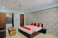 OYO Flagship Hotel Umen