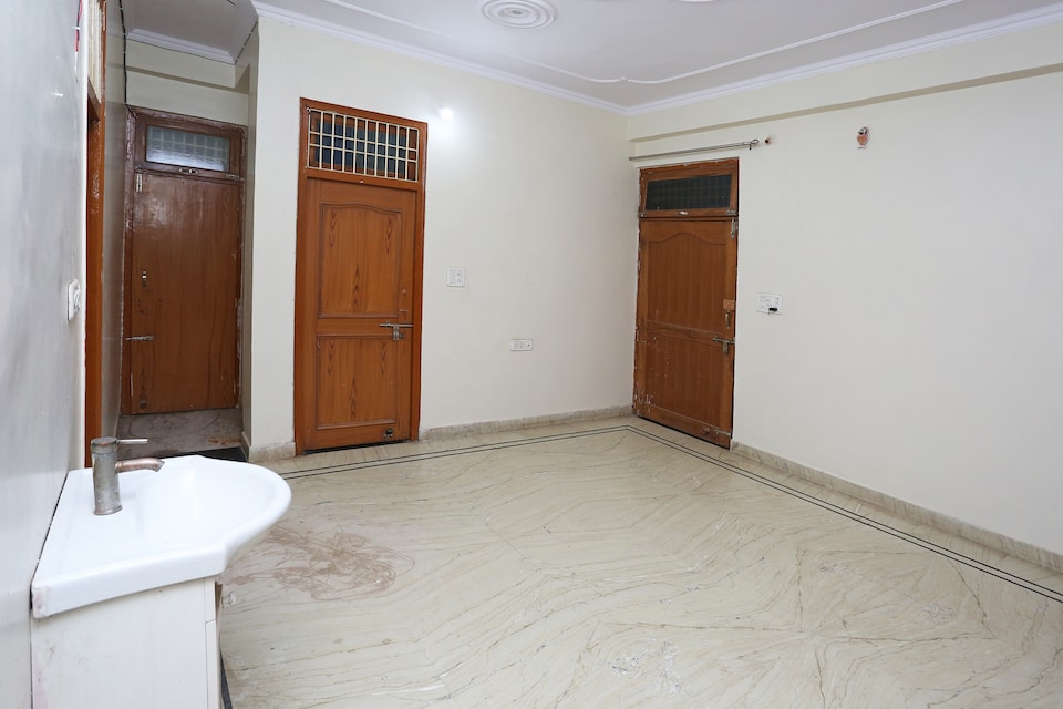 OYO Flagship Shiva Guest House, City Centre, Gwalior