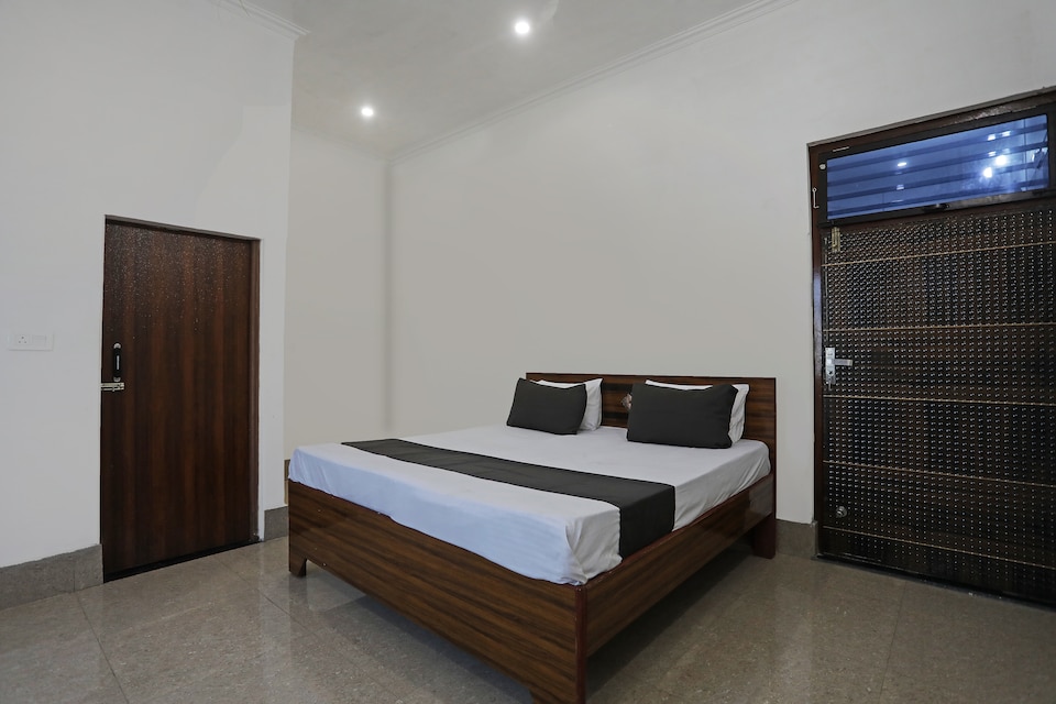 SPOT ON Royal Stay Residency, Aligarh, Aligarh