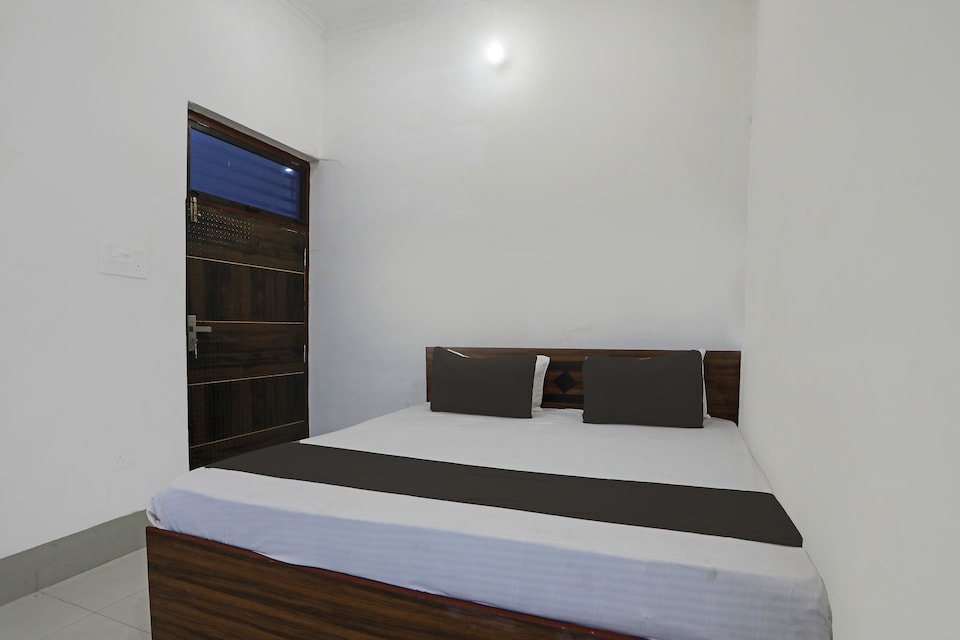 SPOT ON Royal Stay Residency, Aligarh, Aligarh