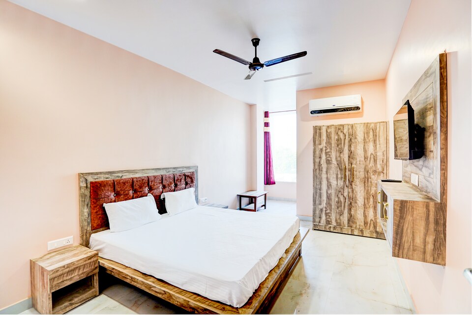 OYO World Stone Hotel, Meerut, Meerut